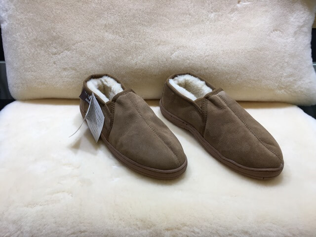 Sheepskin Footwear Image - 33
